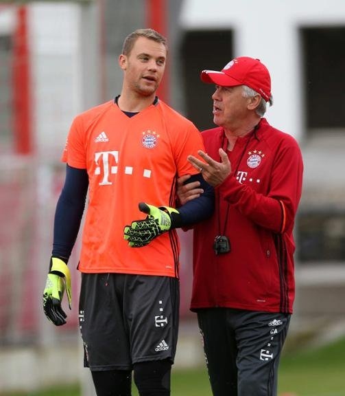 羽选手何冰 羽选手何冰