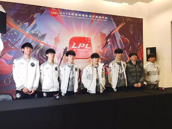 信任是双向 信任是双向