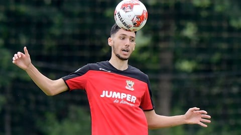 人物之一 人物之一