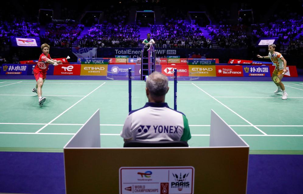 而保持专业 而保持专业